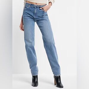 Express Mid Rise Medium Wash Belted Baggy Tapered Jeans